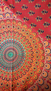 Mandala Bedspread 220x240 cm - Red and Orange Floral Pattern