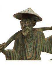 Bronze statue 