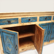 Sideboard aus geschnitztem Akazienholz