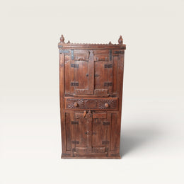 Ancienne armoire 'Mumbai'  - pièce unique