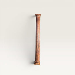 Antike Säule „Tiruppur“ aus Tamil Nadu – Unikat