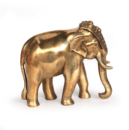 Bronze elephant figurine with trunk down