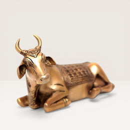 Bronze statuette of a recumbent sacred cow
