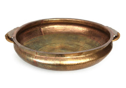 Große Bronzeurne