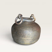 Vase en bronze sculpé