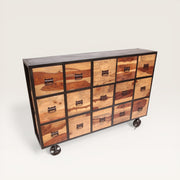 Kommode mit Schubladen – 100 % recyceltes Holz