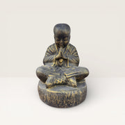 Statue Mönch Prior in Meditation – Goldener Glanz