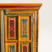 Bemalter tibetischer Holzschrank — Blumenmedaillons 6
