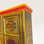 Tibetischer Schrank, bemalt — florale Medaillons 7