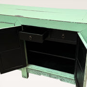 Commode en orme recyclé - frise sculptée