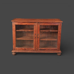 Antikes Sideboard aus Teakholz – Glastüren und gedrechselte Füße