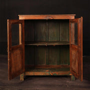 Kleine antike Vitrine aus recyceltem Holz
