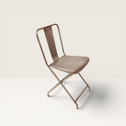 chaise en métal de style industriel
