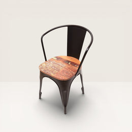 chaise en métal avec base en bois 100% recyclé