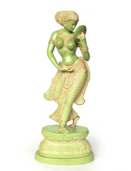 Bronze statue 
