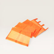 Vorhang aus Organza und Spiegeln – Orange