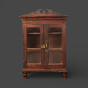 Origineller kleiner Vitrinenschrank - restauriert