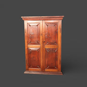 Small cabinet with 2 original molded doors