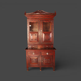 Original zweiteiliger Buffetschrank - Geschnitzter Giebel