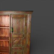 Origineller 2-türiger Schrank - Einzigartige, mehrfarbige Patina