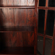 Originelle Vitrine - Glastüren mit 2 Schubladen