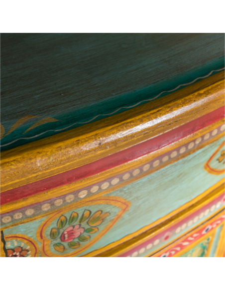 ARMOIRE RONDE PEINTE