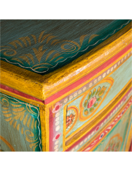 ARMOIRE RONDE PEINTE