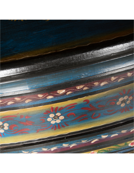 ARMOIRE RONDE PEINTE