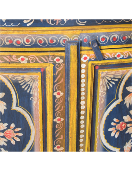 ARMOIRE RONDE PEINTE