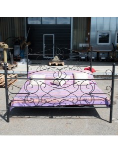 "Marrakech" wrought iron bed