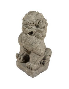 Buddha assis en pierre volcanique