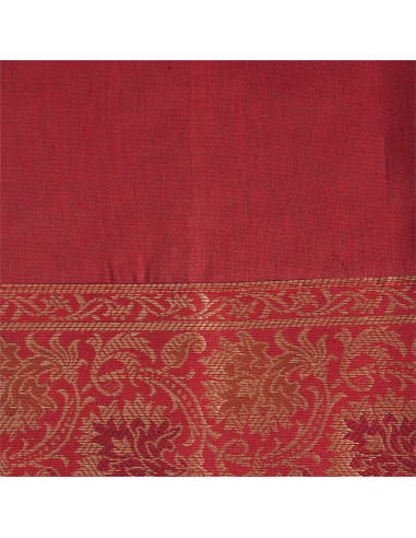 Embroidered table runner