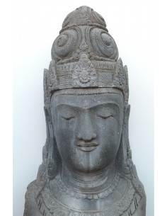 "Kupang" Statue of the bust...