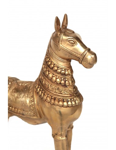 Cheval debout en bronze