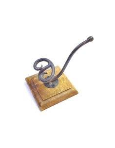 Wooden support 1 hook 2