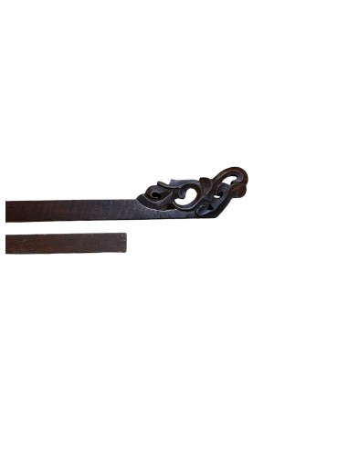 Wooden curtain rod