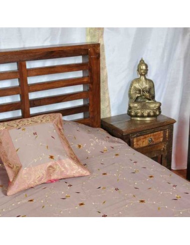 "Como" Bedspread with two pillowcases...