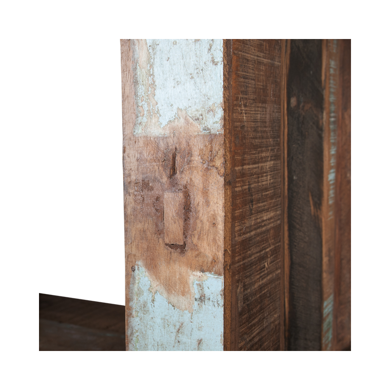 "Kana Kana" Bookshelf